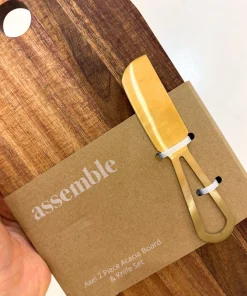 Acacia Board with Knife Set