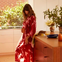 BONNIE & NEIL Carmine Robe BURGUNDY
