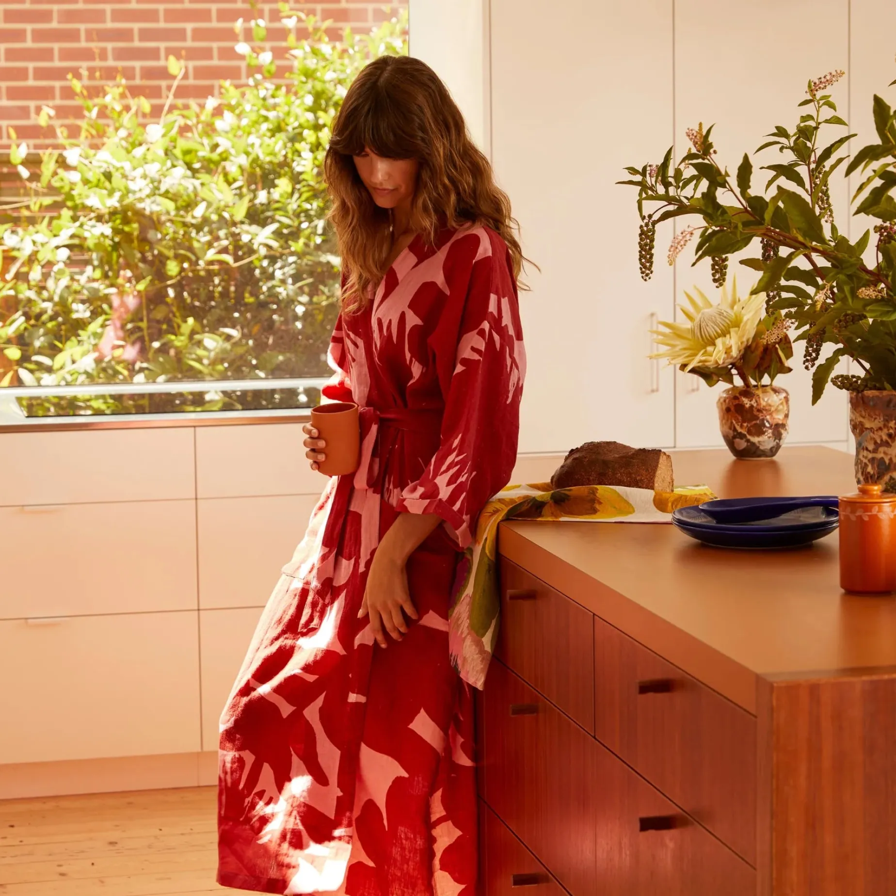 BONNIE & NEIL Carmine Robe BURGUNDY