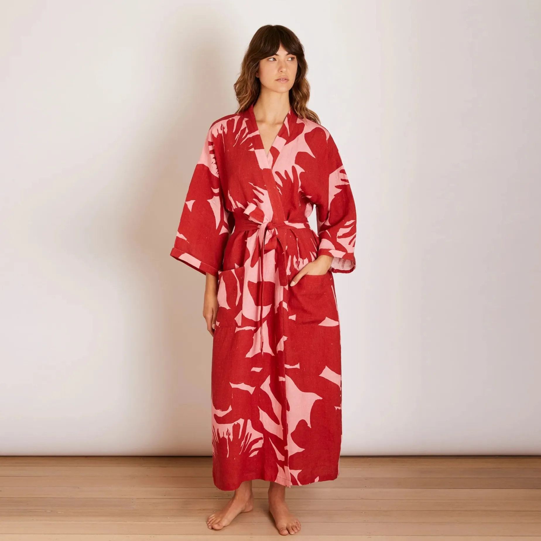 BONNIE & NEIL Carmine Robe BURGUNDY