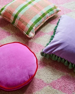 KIP & CO Velvet Pea Cushion PINK AMBITION