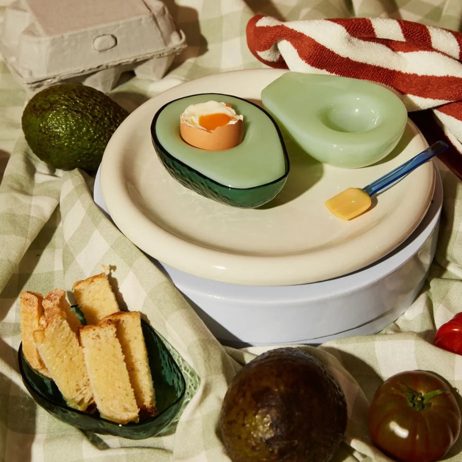 NUNU Avo Egg Cup + Bowl