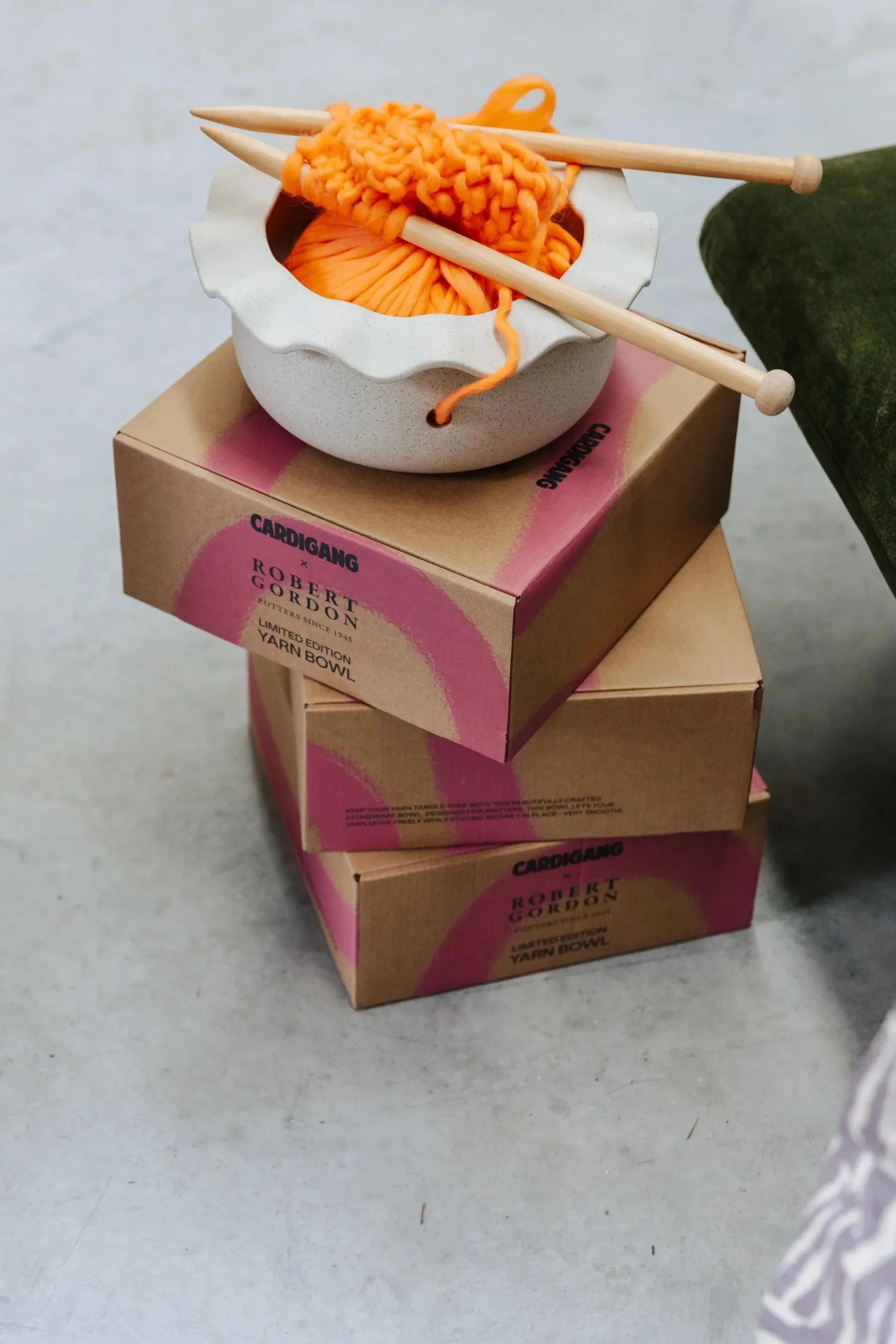 ROBERT GORDON Yarn Bowl